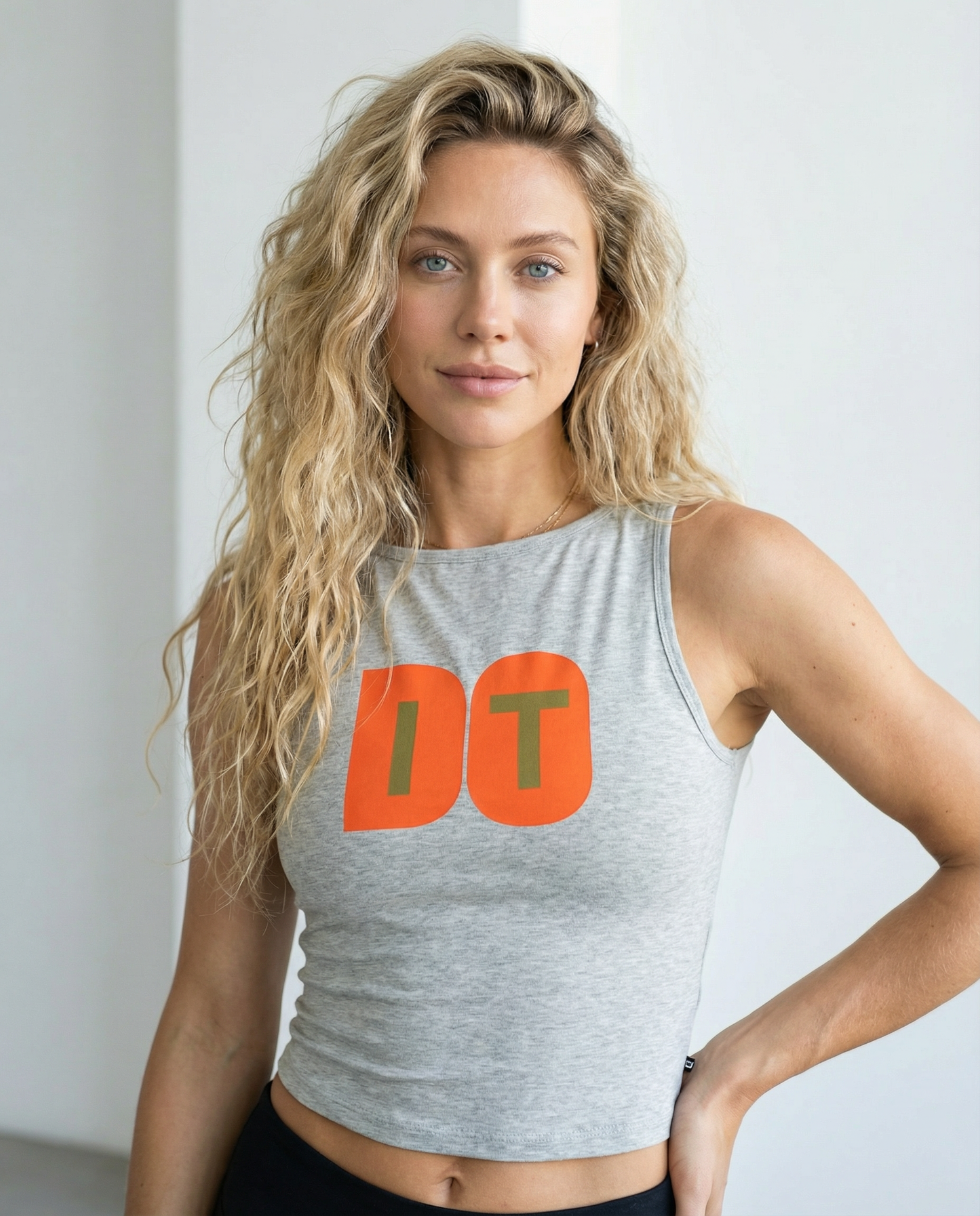 RIKA Top | Bio